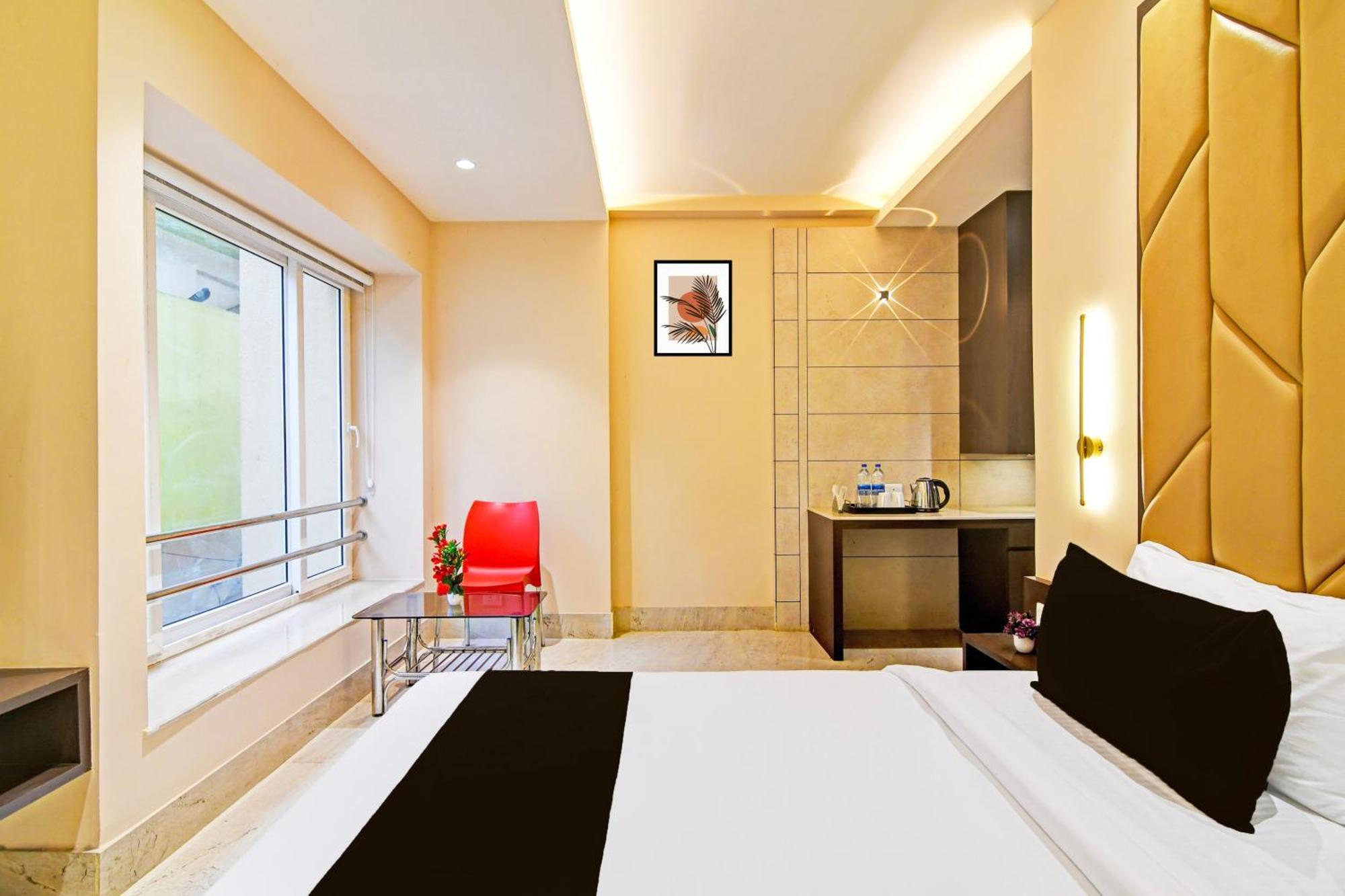 Super Hotel O Samotel Колката Екстериор снимка