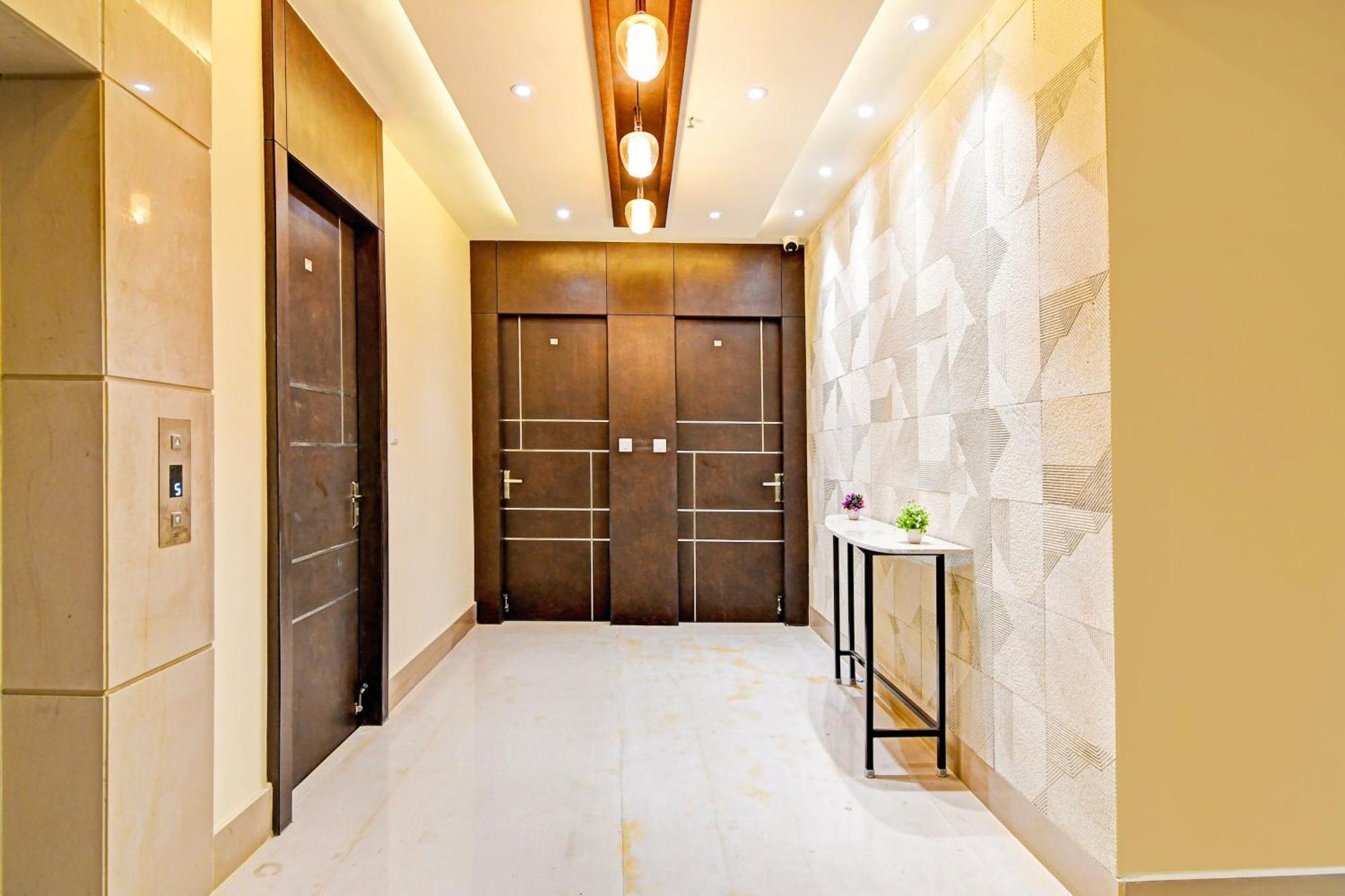 Super Hotel O Samotel Колката Екстериор снимка